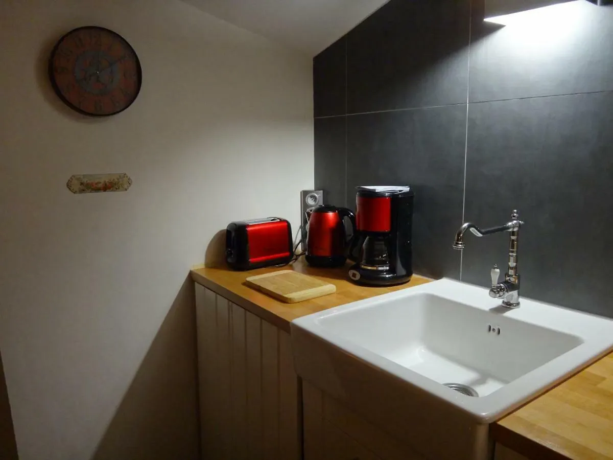 Chalet De Tara - Grand Appartement Esprit Chalet - Piscine Chauffee - Geneve Collonges-sous-Saleve