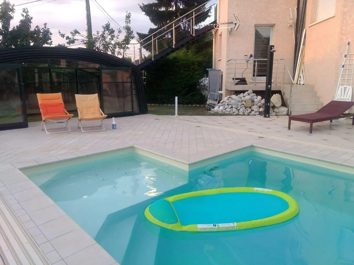 Chalet De Tara - Grand Appartement Esprit Chalet - Piscine Chauffee - Geneve Collonges-sous-Saleve France